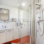 Martina ميدهباخ