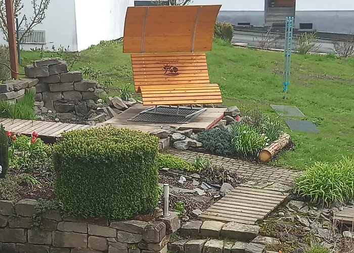 アパート Martina メーデバッハ